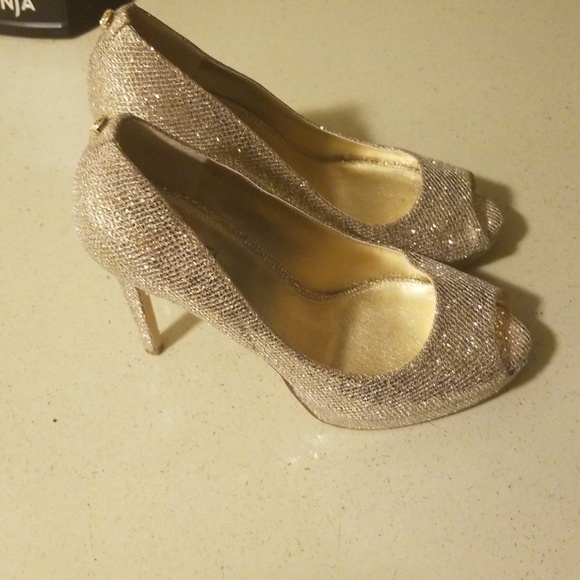 Michael kors heels Erika platform pump - Picture 2 of 6